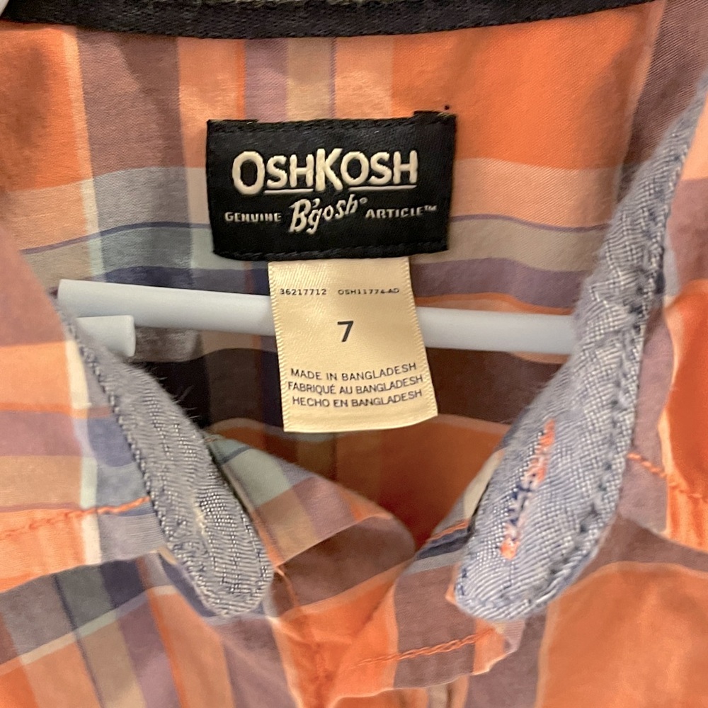 Oshkosh boys casual dress shirt